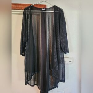 LuLaRoe Lindsey Kimono
